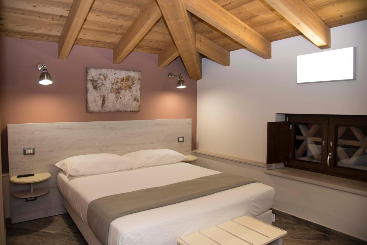 La Tenuta Di Trimalcione Pofi エクステリア 写真